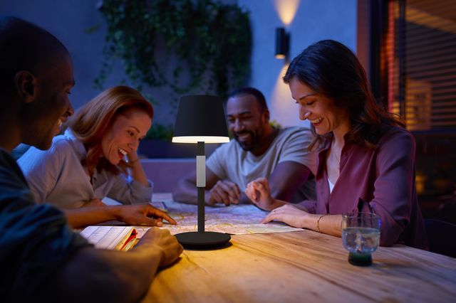 Philips Hue, noi lumini și accesorii pentru iluminat smart al casei