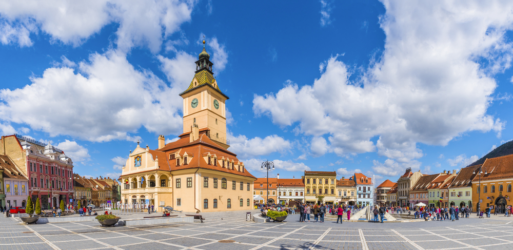 Aplicația ce-ți permite să închiriezi locul tău de parcare se extinde în Brașov