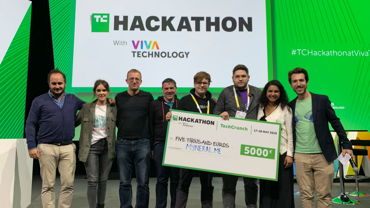Startup cofondat de un român, câștigător la TechCrunch Hackathon
