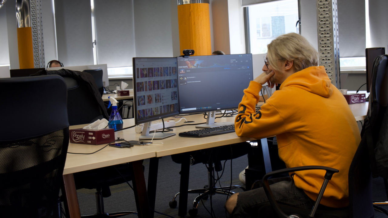 Joburi în IT: Amber angajează încă 100 de specialiști pentru sediul din Botoșani