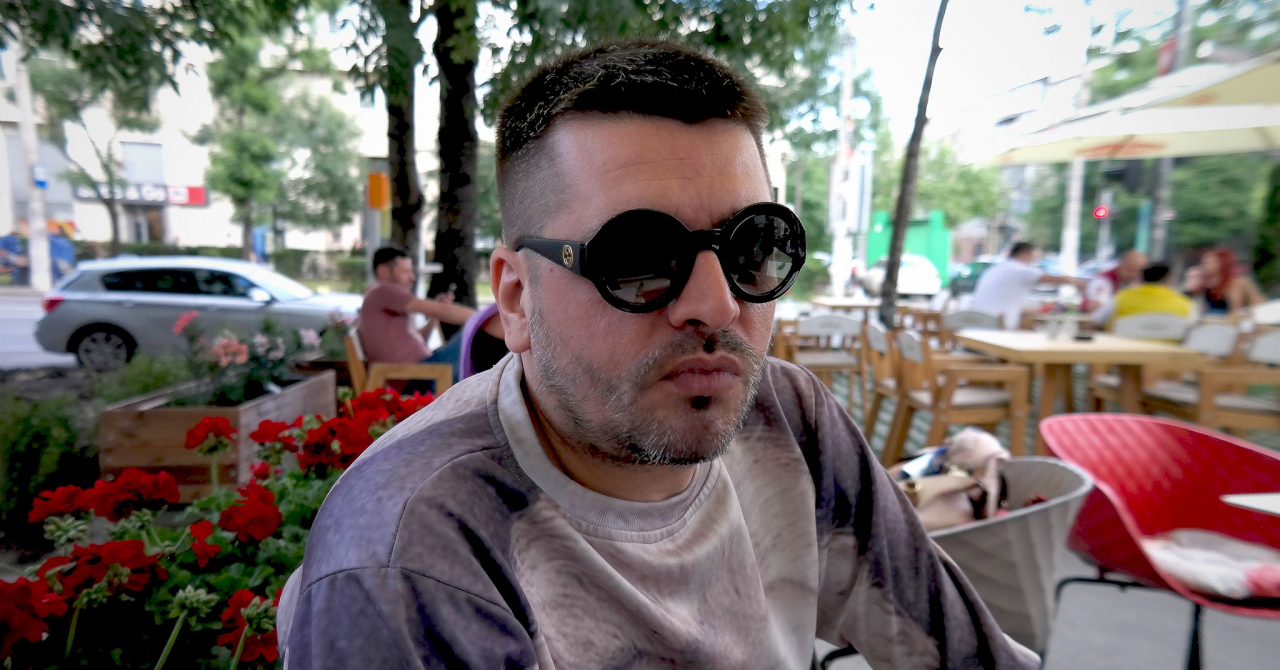 Semnături: ”Boz”, hackerul român care face trap cu vedetele americane