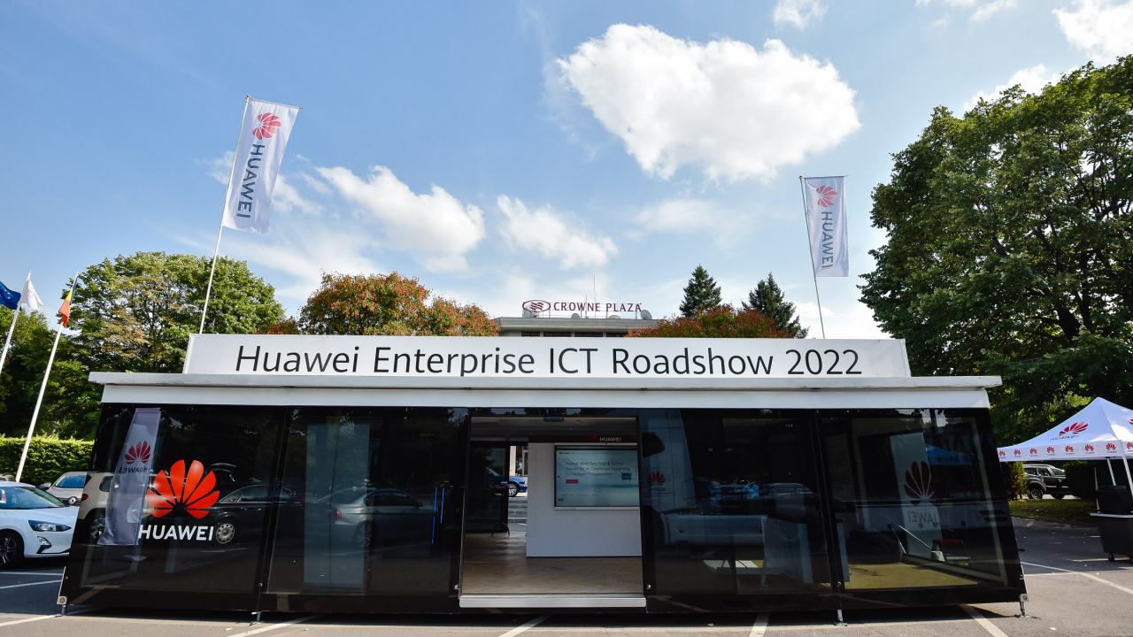 Soluții IT&C pentru transformare digitală la Huawei Enterprise ICT Roadshow