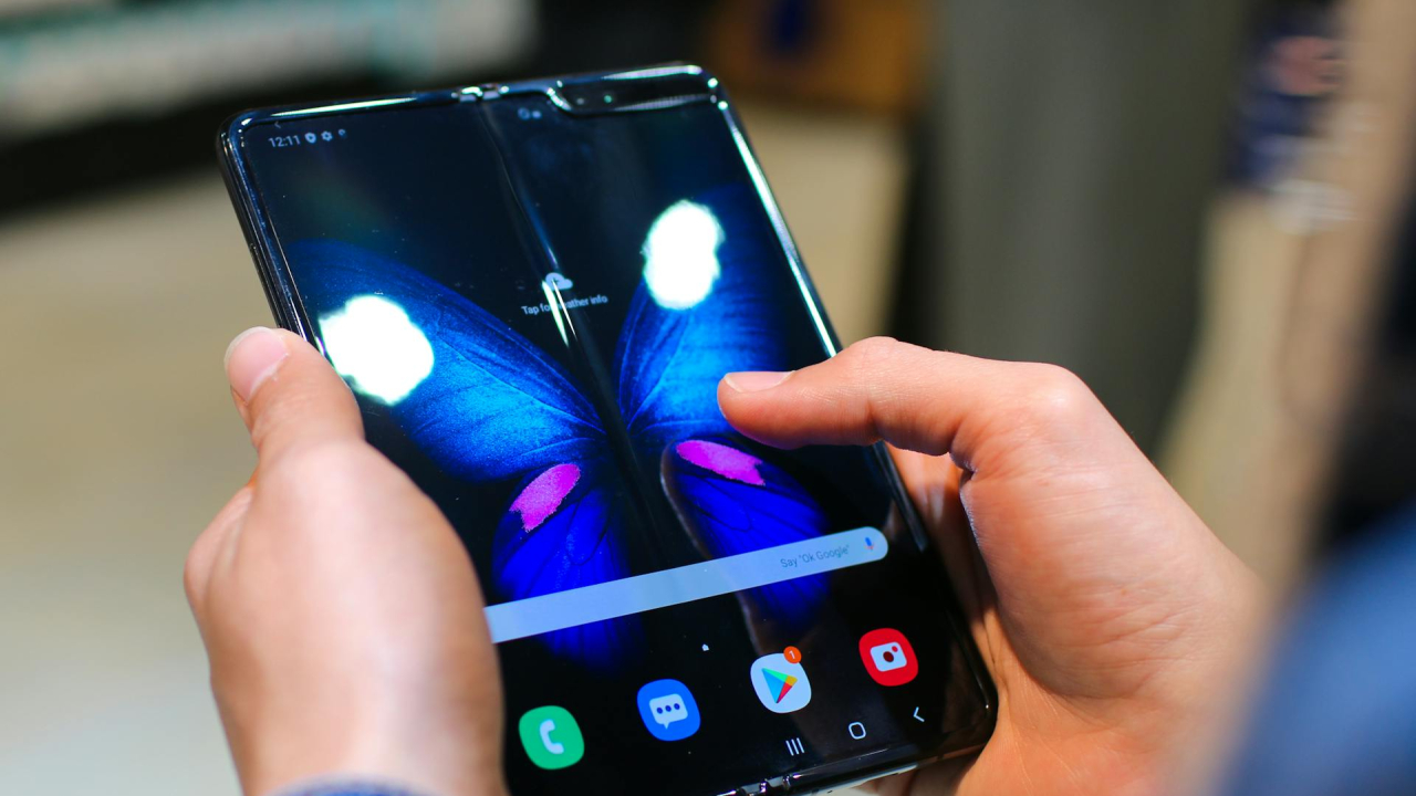 Următorul pliabil care va rezolva <span class="title-highlight">principala problemă</span> a telefoanelor pliabile