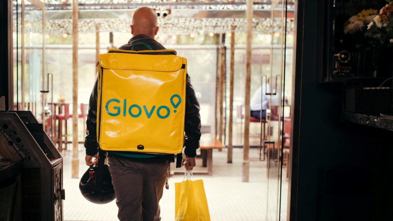 Serviciile Glovo, disponibile de acum și în Ploiești