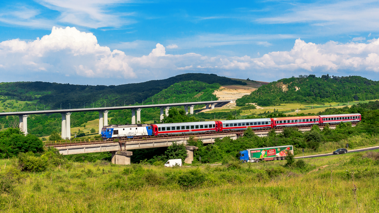 Transilvania Train vrea să schimbe preconcepțiile privind călătoriile cu trenul