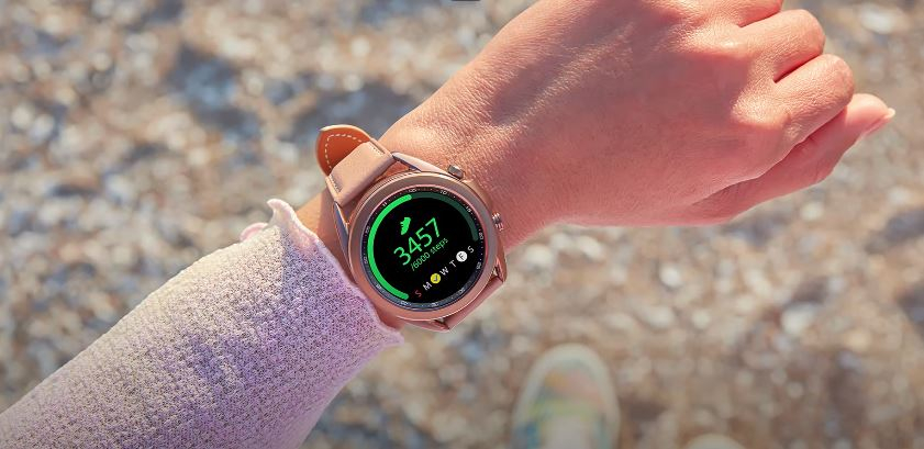 Samsung a prezentat interfața de smartwatch creată în alianță cu Google - One UI