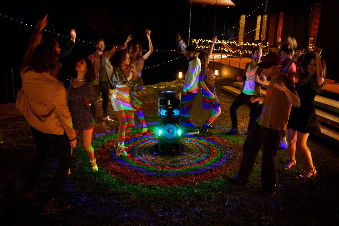 Aceste boxe Bluetooth de la Sony sunt enorme și asigură distracția