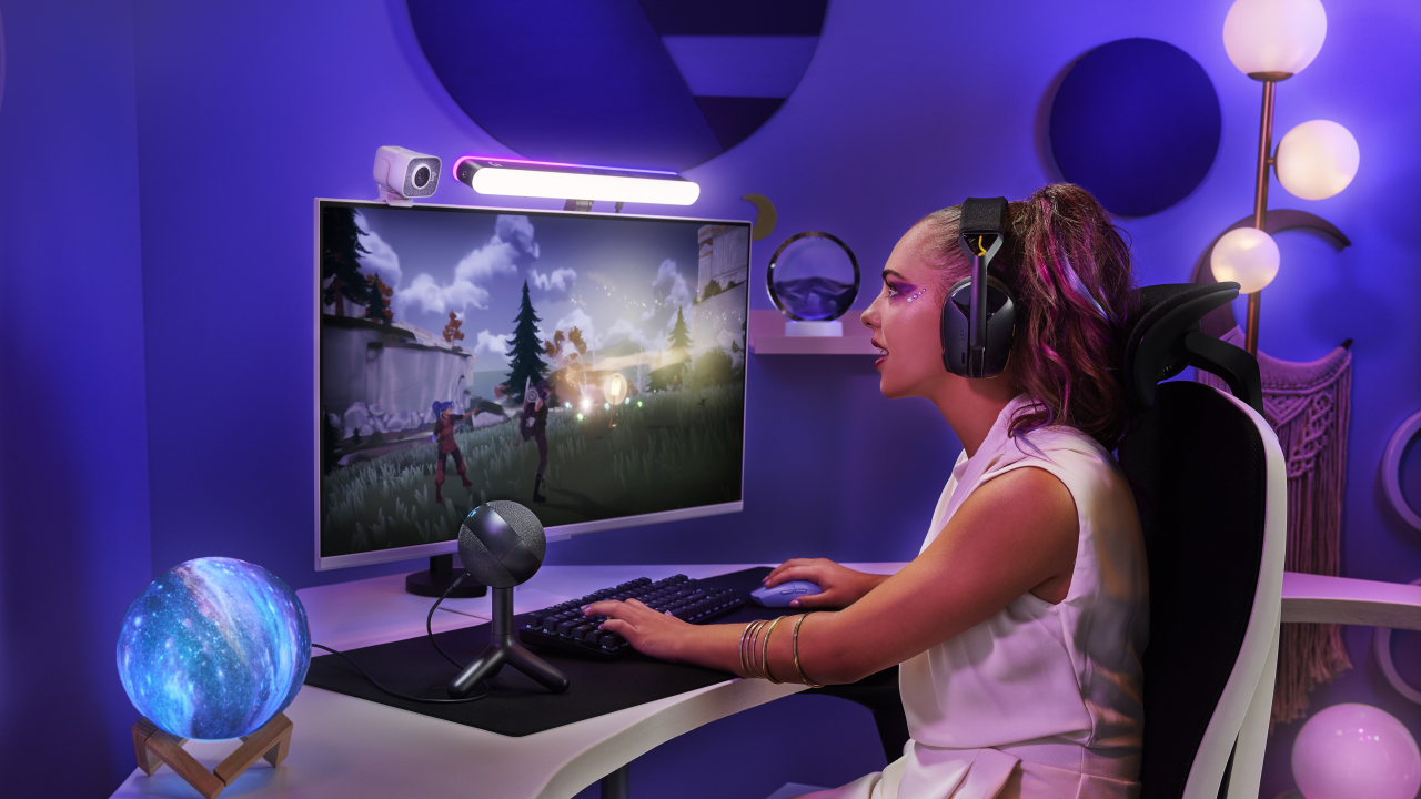 Logitech lansează două microfoane și o lumină pentru gaming și videoconferințe