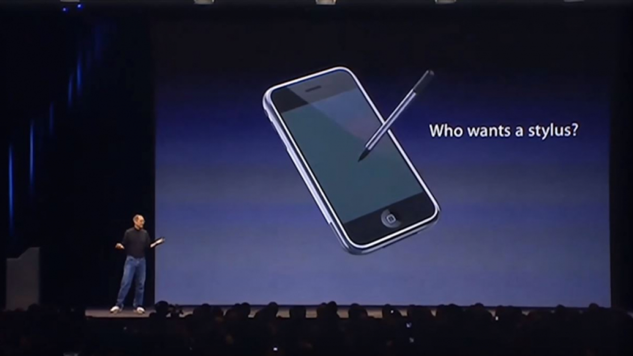 Primul iPhone: 11 ani de la prezentarea care a schimbat lumea