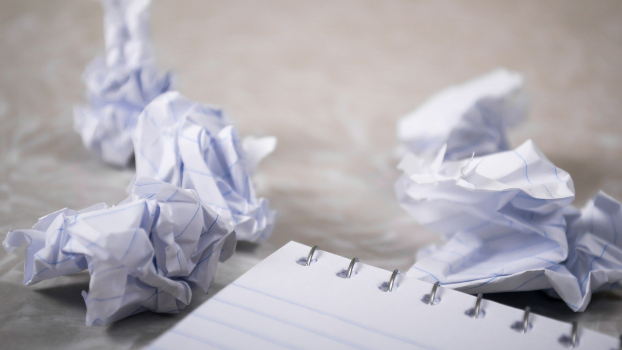 Ce vor românii de la angajator: terapie gratuită și subvenții pentru bone