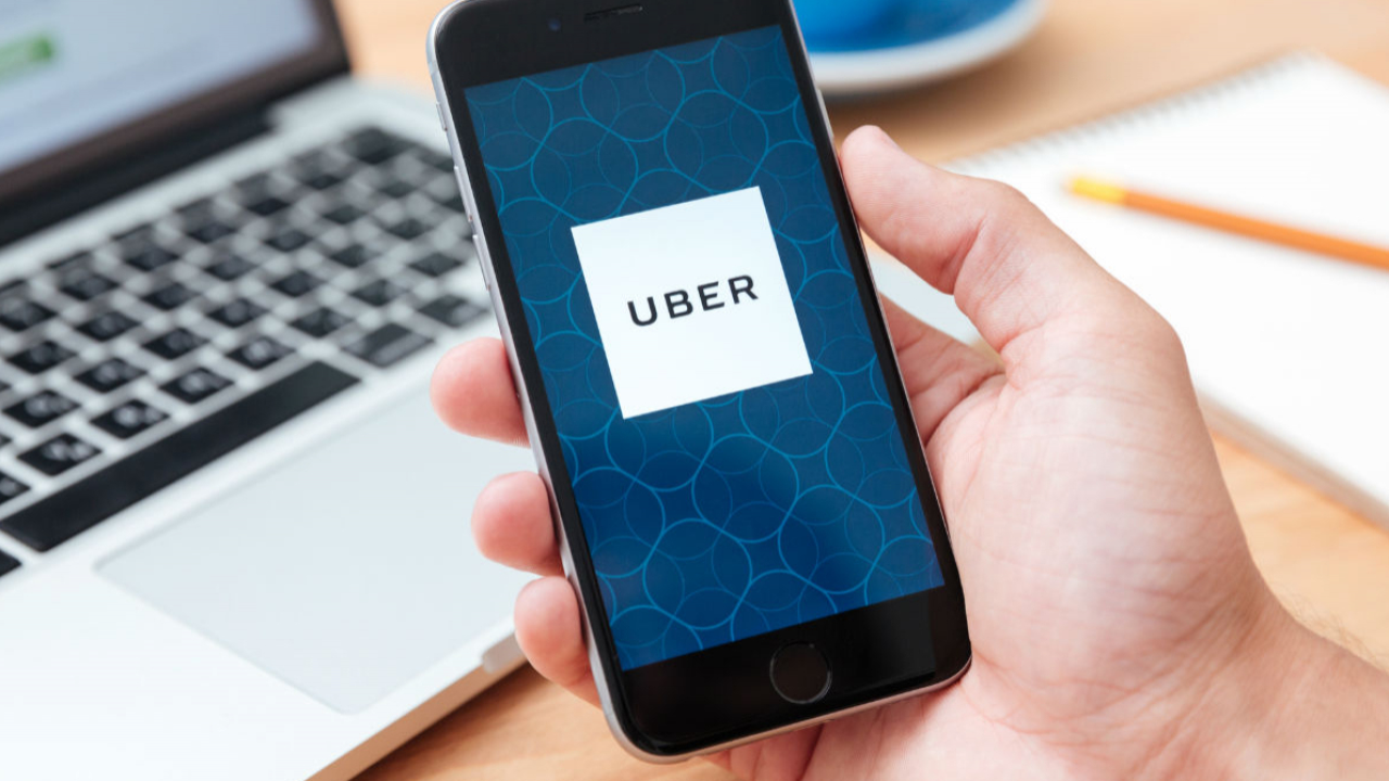 Uber introduce ridesharing la abonament, pe modelul Amazon Prime