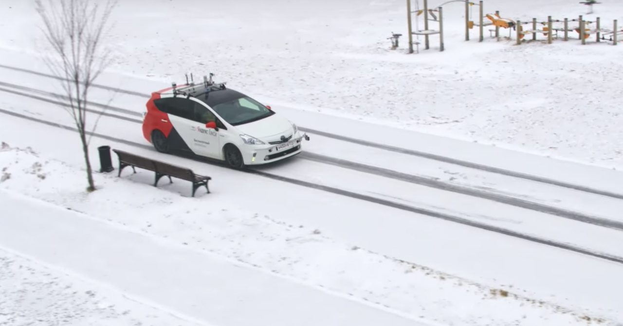 Mașina autonomă rusească nu are probleme pe zăpadă și în aglomerație