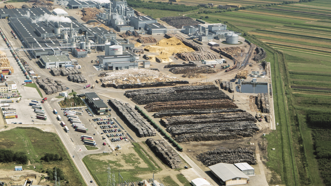 Producția sustenabilă de bunuri din lemn, obiectivul EGGER România