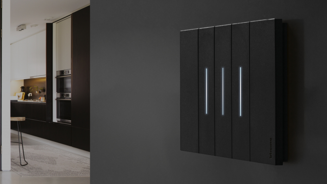 Legrand lansează pe plan local gama Living Now