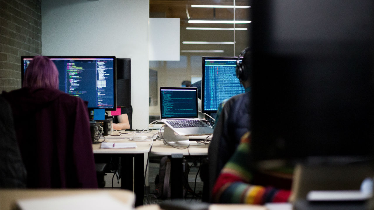 Digitalizare: ce aplicații vor companiile din România să folosească