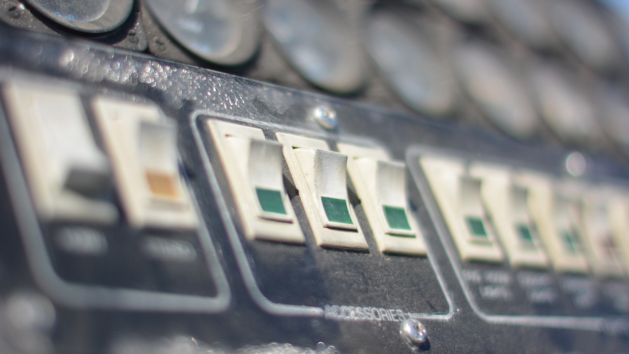 Companiile care fac orice dispozitiv smart prin unde radio