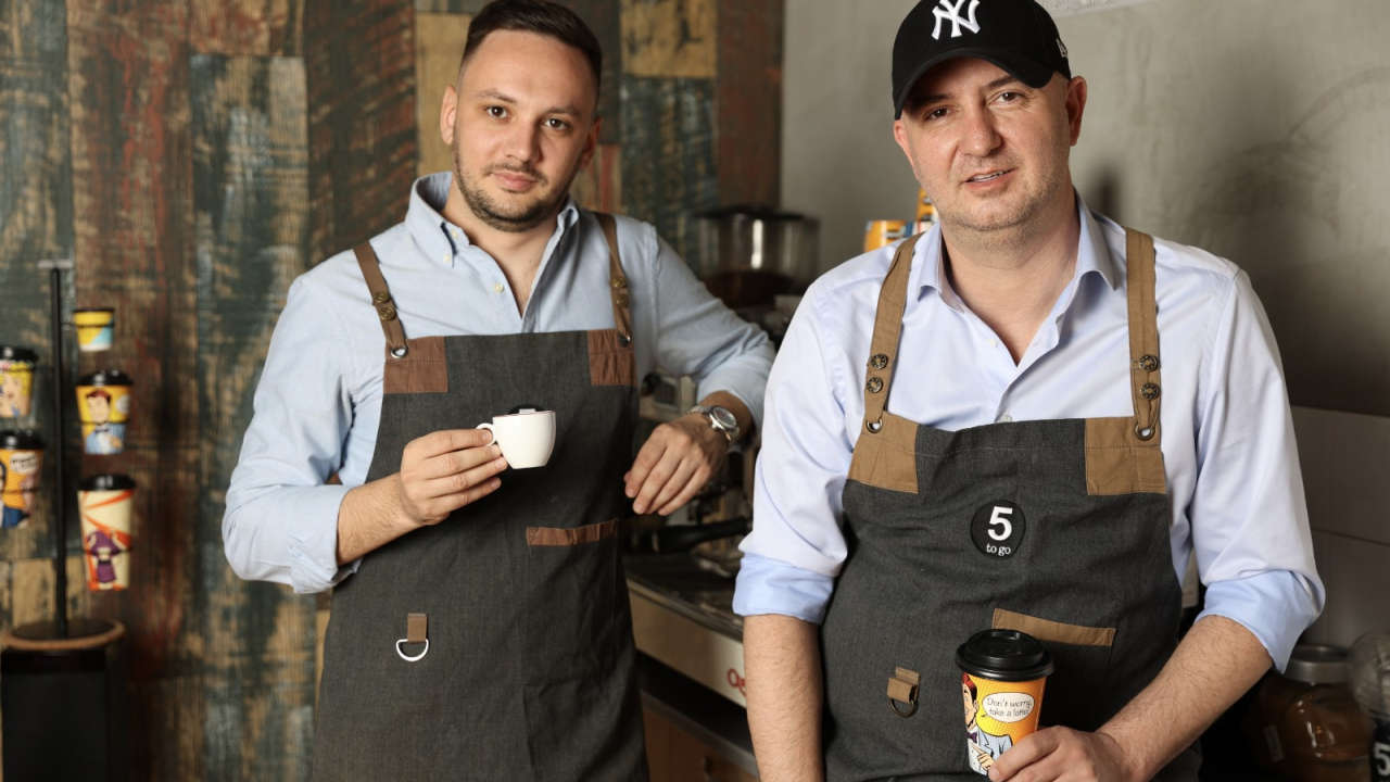 Fondatorii 5 to go vând pachetul majoritar din companie