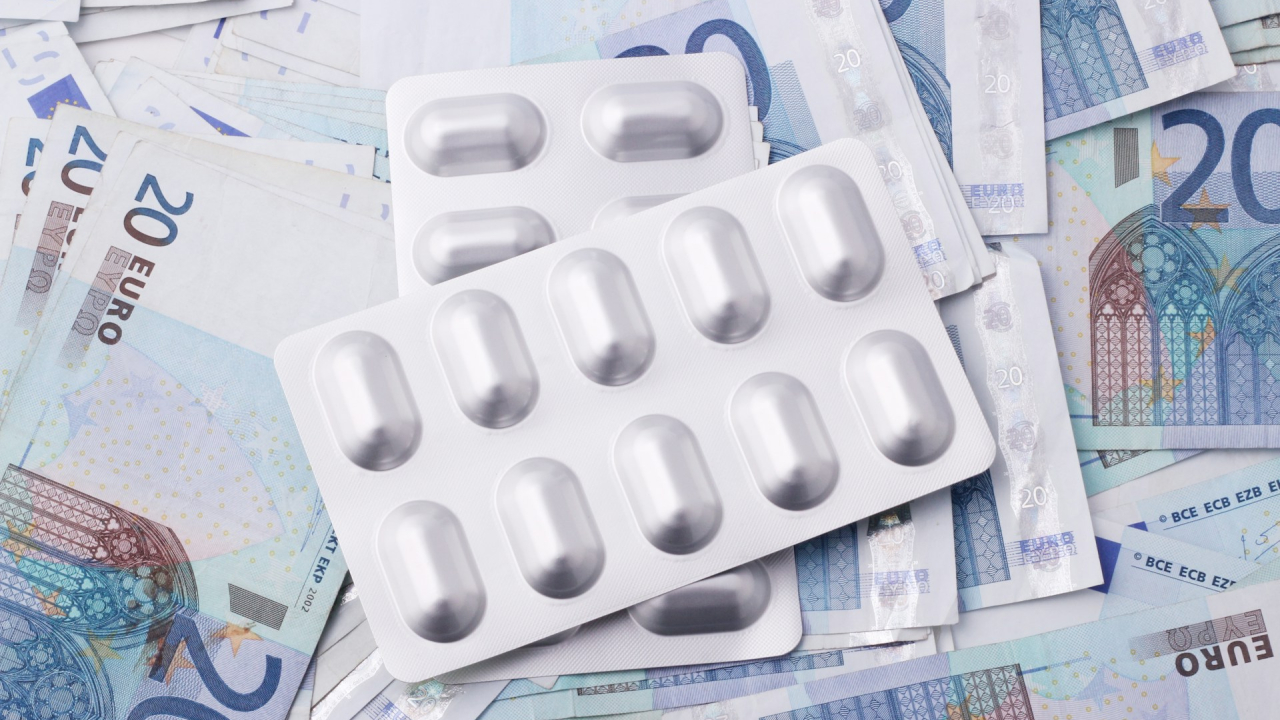 Studiu: 1 din 2 români vor doar să-și acopere cheltuielile de bază