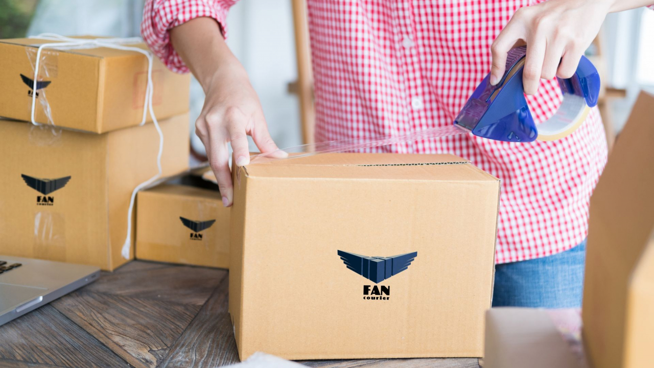 eMAG spune că a livrat 73% din comenzile de Black Friday