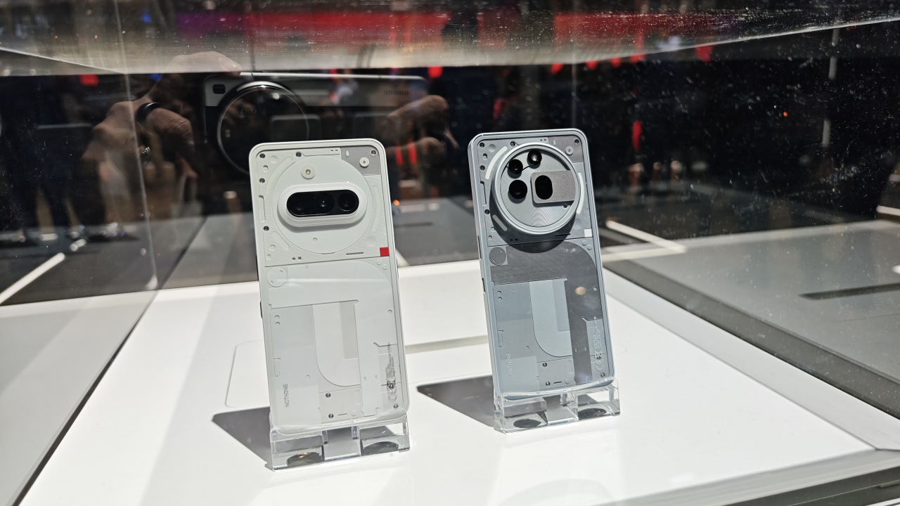 Nothing dezvăluie Phone (3a) și Phone (3a) Pro