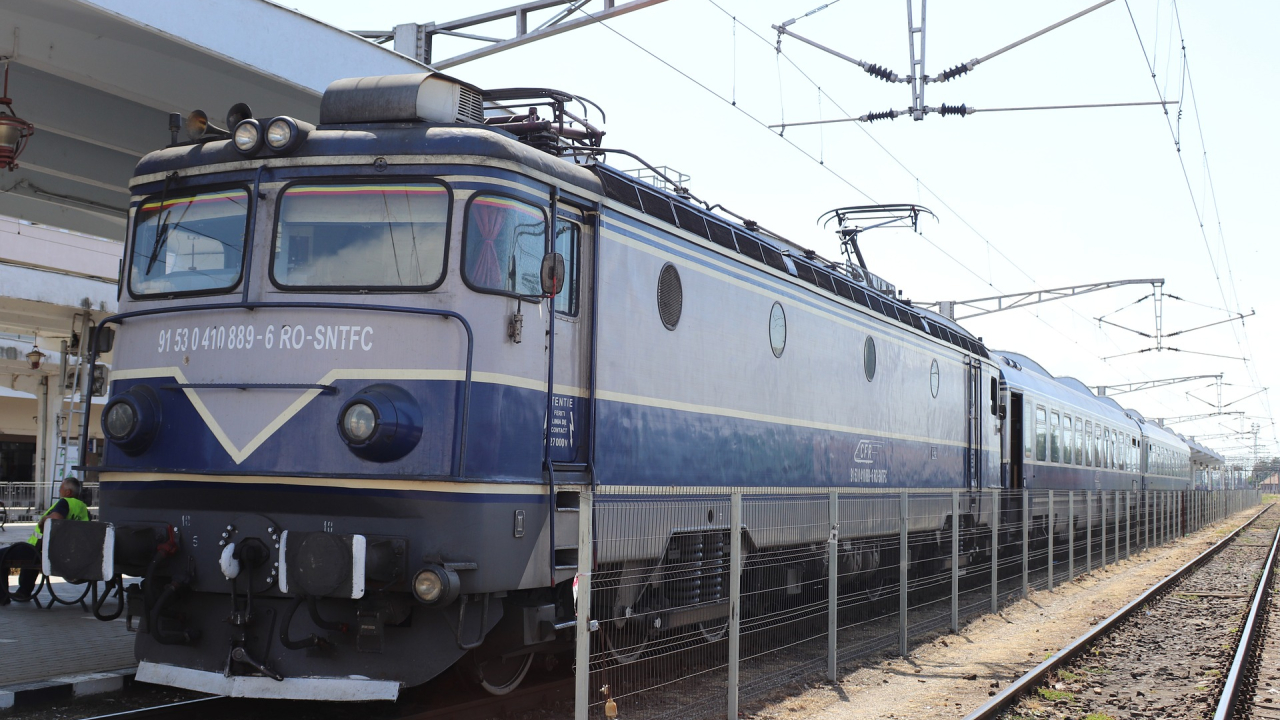 Digitalizare la CFR - biletele se pot cumpăra și din aplicația mobilă 24Pay