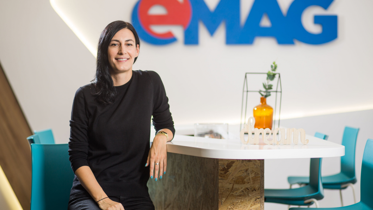Joburi în IT: eMAG oferă internship plătit cu posibilitate de angajare