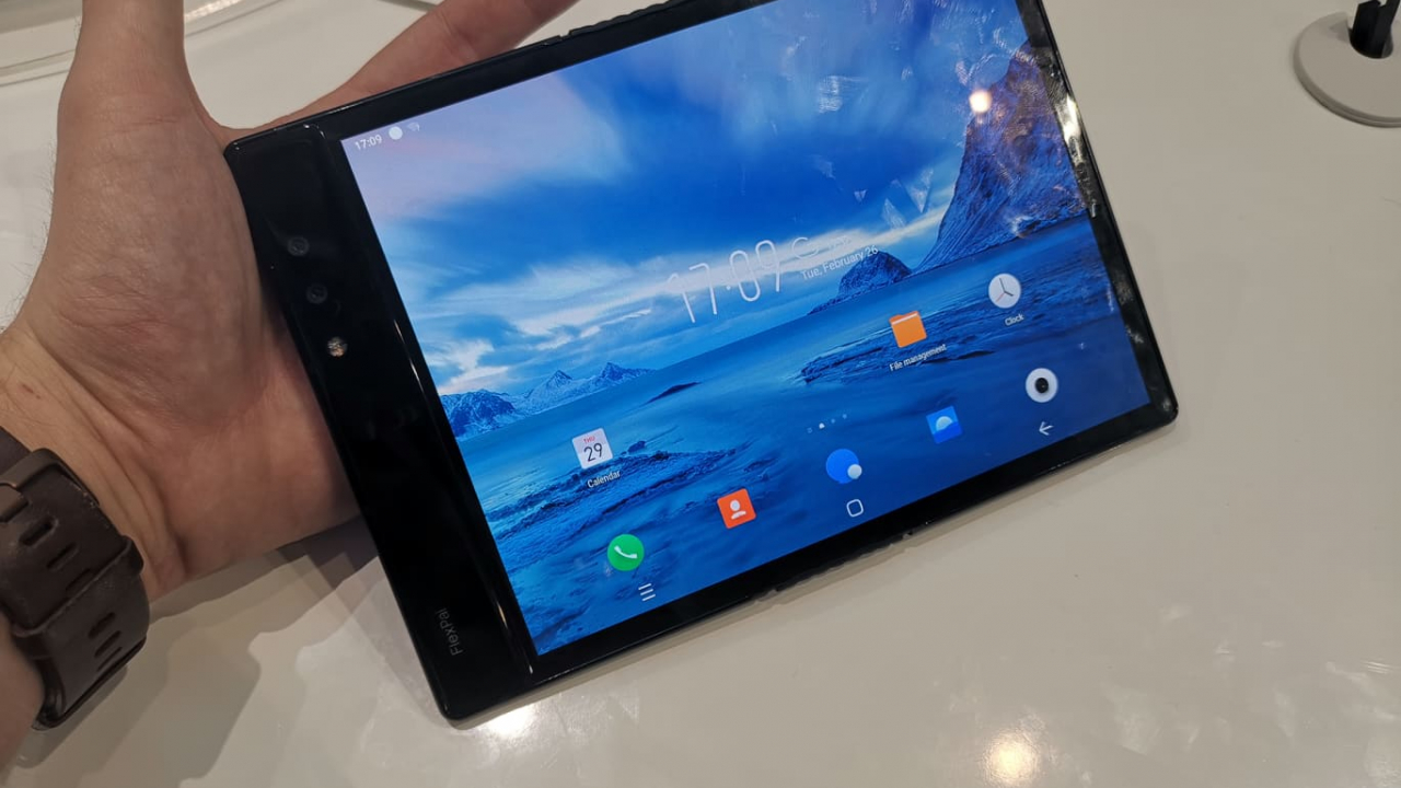 [VIDEO] Royole FlexPai, singurul pliabil pe care l-am putut testa