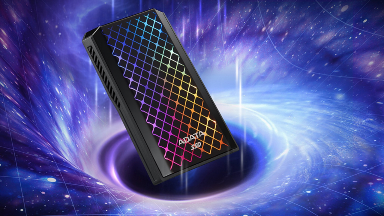 ADATA anunță modelul de SSD SE900G cu luminițe colorate pe exterior