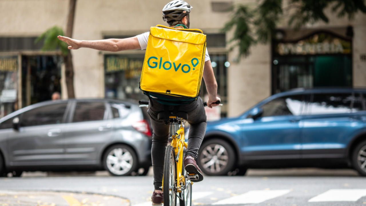Glovo se lansează în Polonia cu o achiziție de 35 de milioane EUR