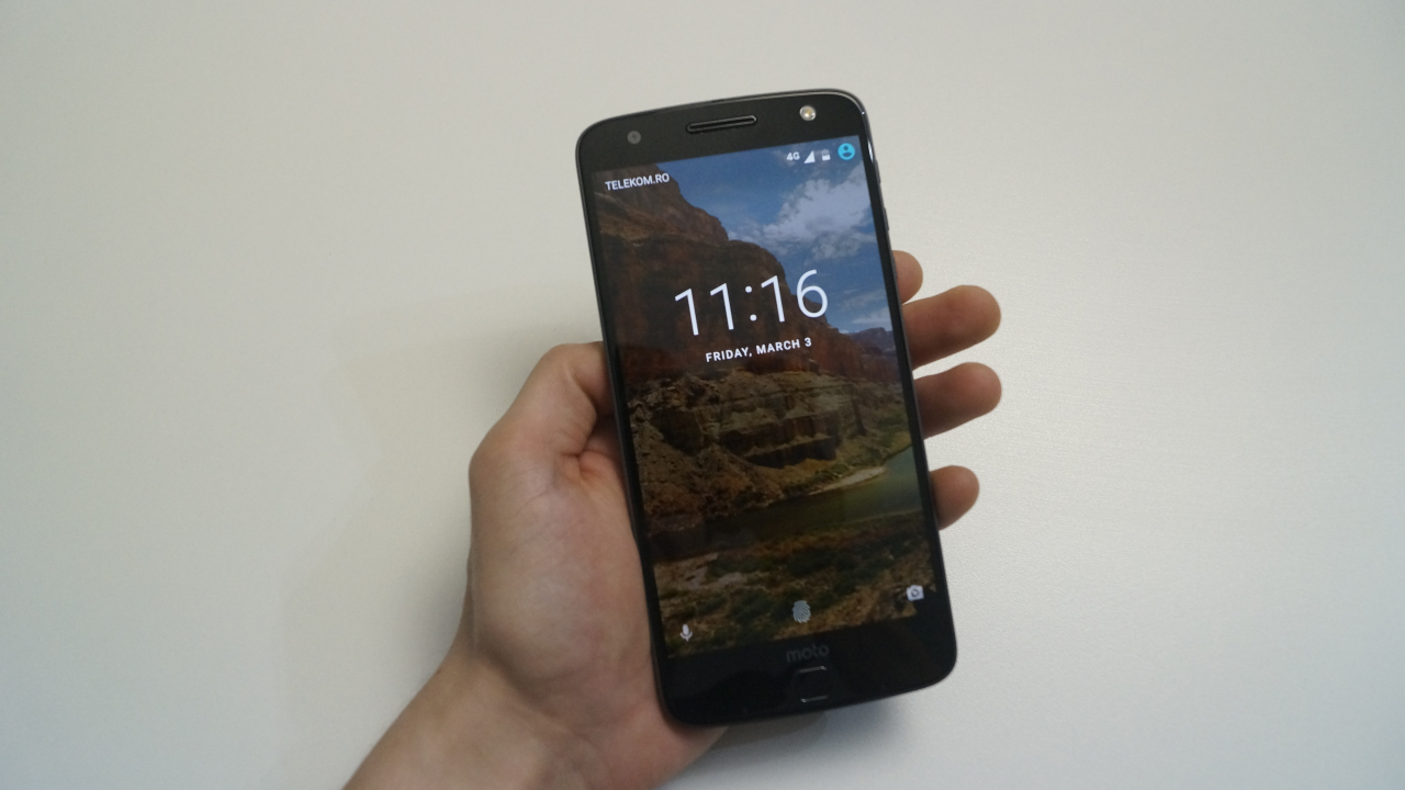 Moto Z – Cel mai subțire telefon din lume [REVIEW]