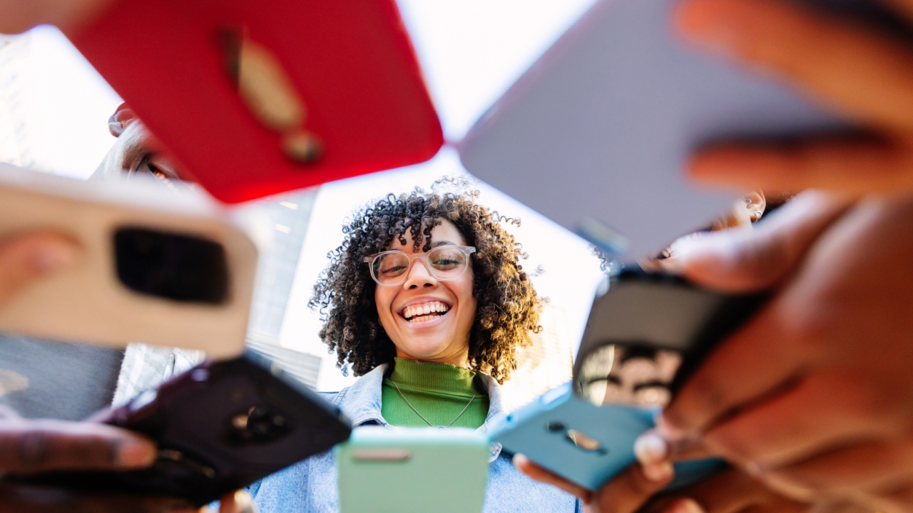 Cele mai populare telefoane: topul celor mai vândute smartphone-uri în 2024