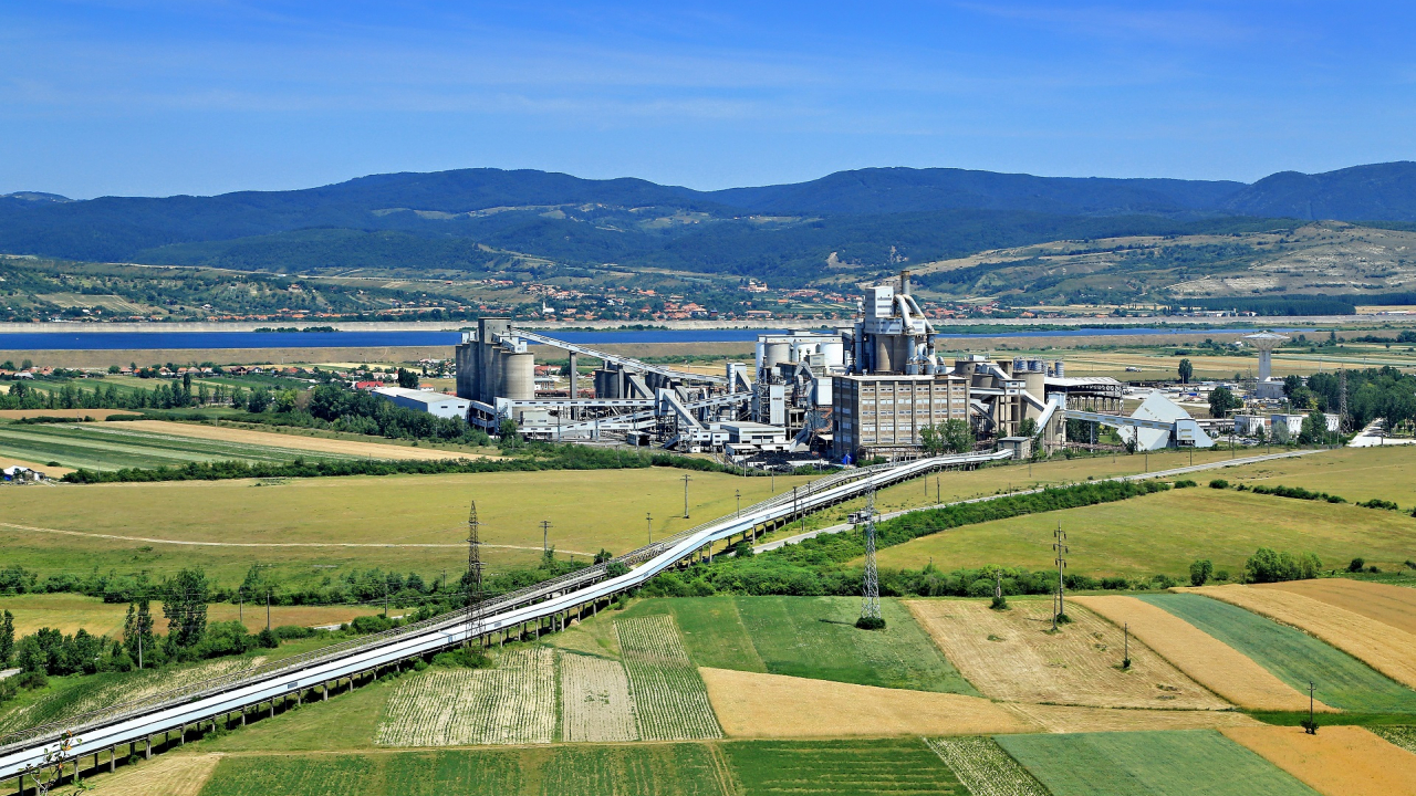 Holcim anunță deschiderea unei “Școli Tehnice”, unde va pregăti specialiști în domeniul construcțiilor