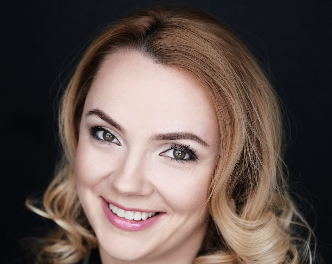 Cum crește comerțul online de haine: 40% în aprilie pentru Answear.ro