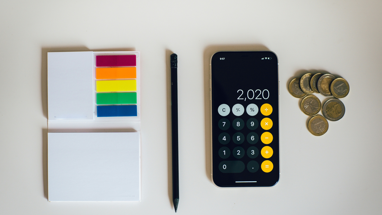 Ce taxe vom plăti pentru PFA în 2024?