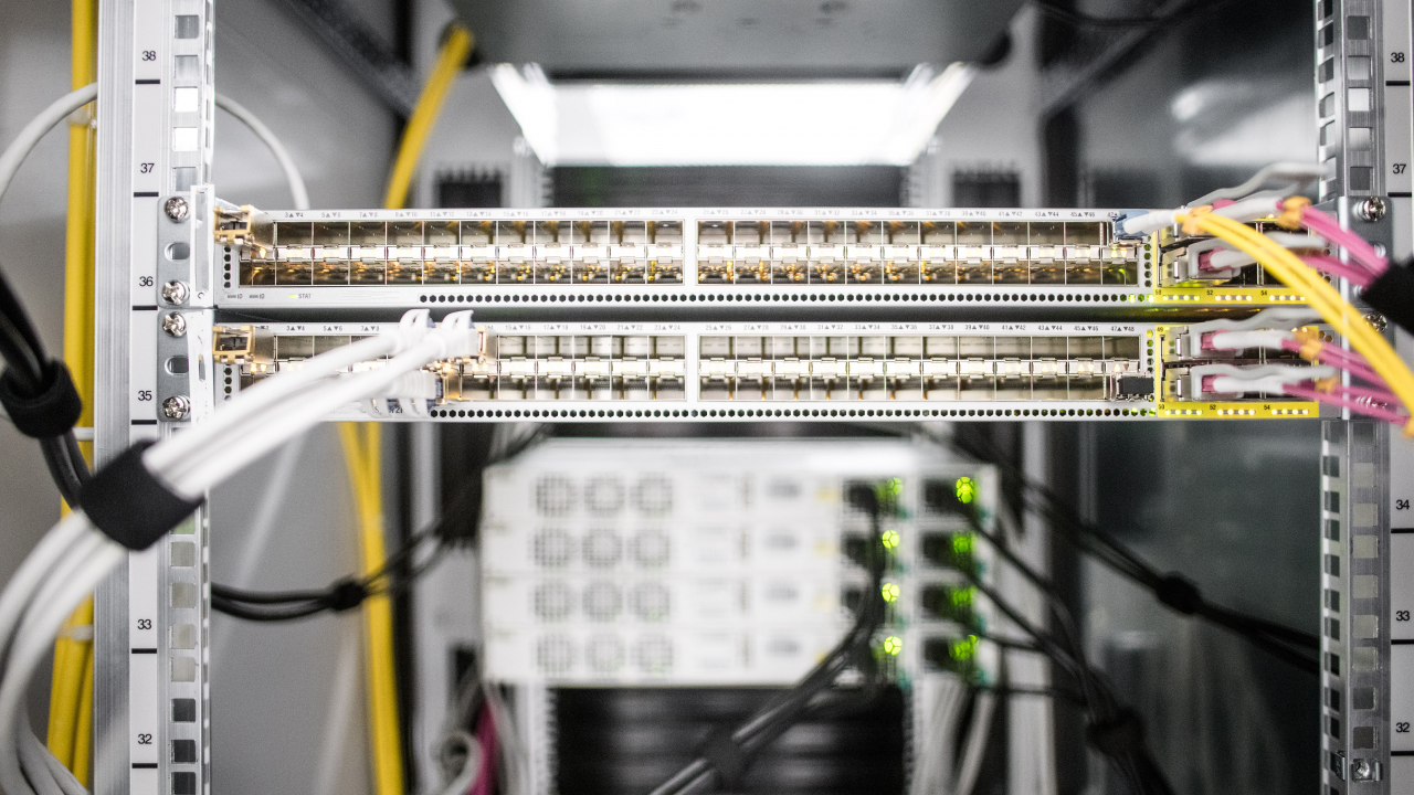 Kaspersky, în căutare de transparență: mută centrul de date la Zurich