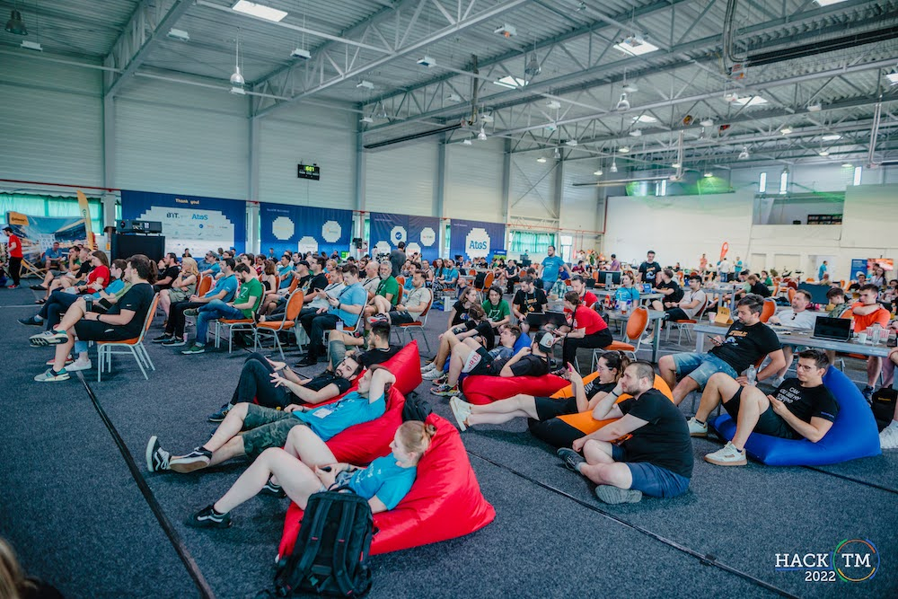 20.000 euro pentru ideile de la HackTM, cel mai mare hackaton din Europa de SE