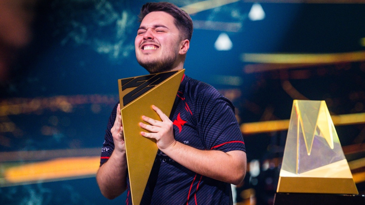 Răzvan Puiu a devenit campion mondial la EA Sports FC și a câștigat 250.000 $