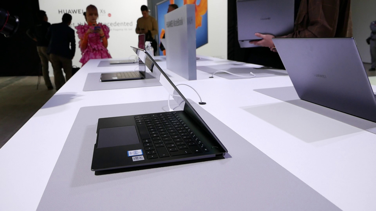 Huawei lansează noile laptop-uri MateBook D 14 și D15. Cât costă în România