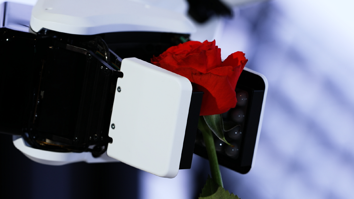 Viitorul tehnologiei, în viziunea Sony: mâini robotice, VR 8K și mașini autonome