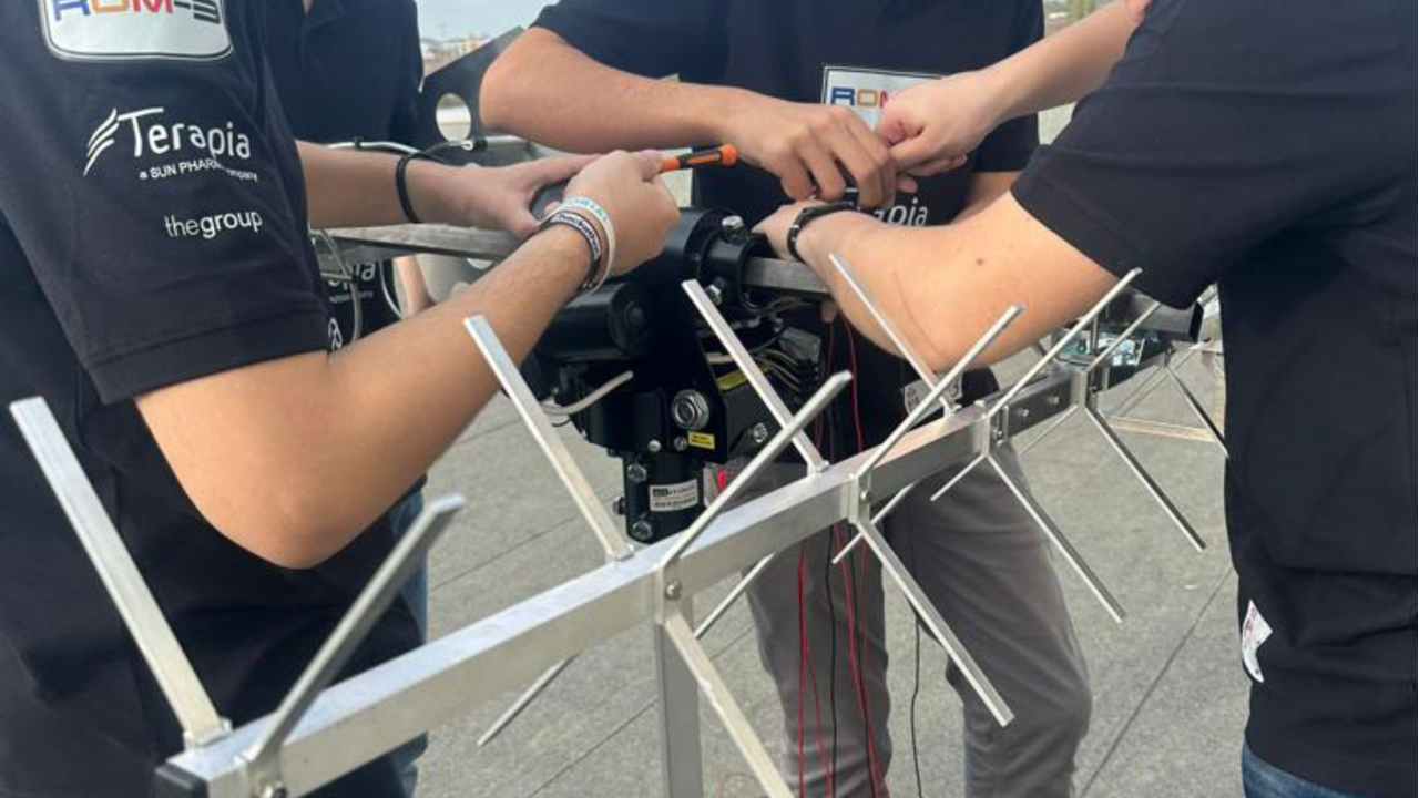 Al doilea satelit românesc făcut de elevi a ajuns pe orbită și este operațional