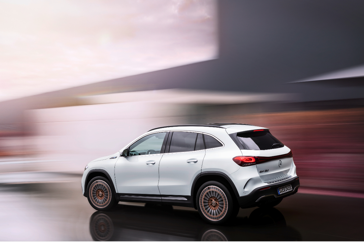Mercedes a lansat noul EQA, un model entry-level 100% electric