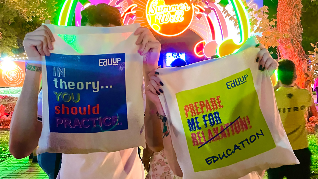 Educație antreprenorială pentru tineri: ce fac liceenii în programul EduUP