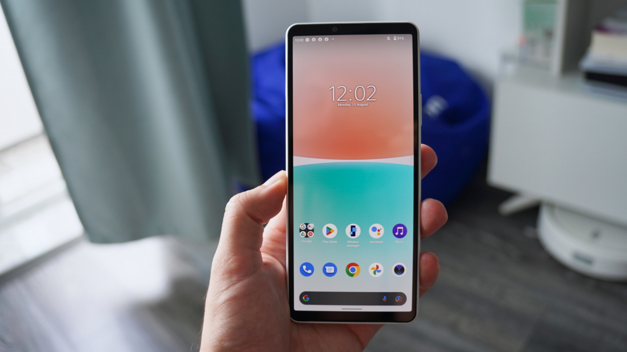 REVIEW Sony Xperia 10 IV - 5G și autonomie mare, dar cam atât