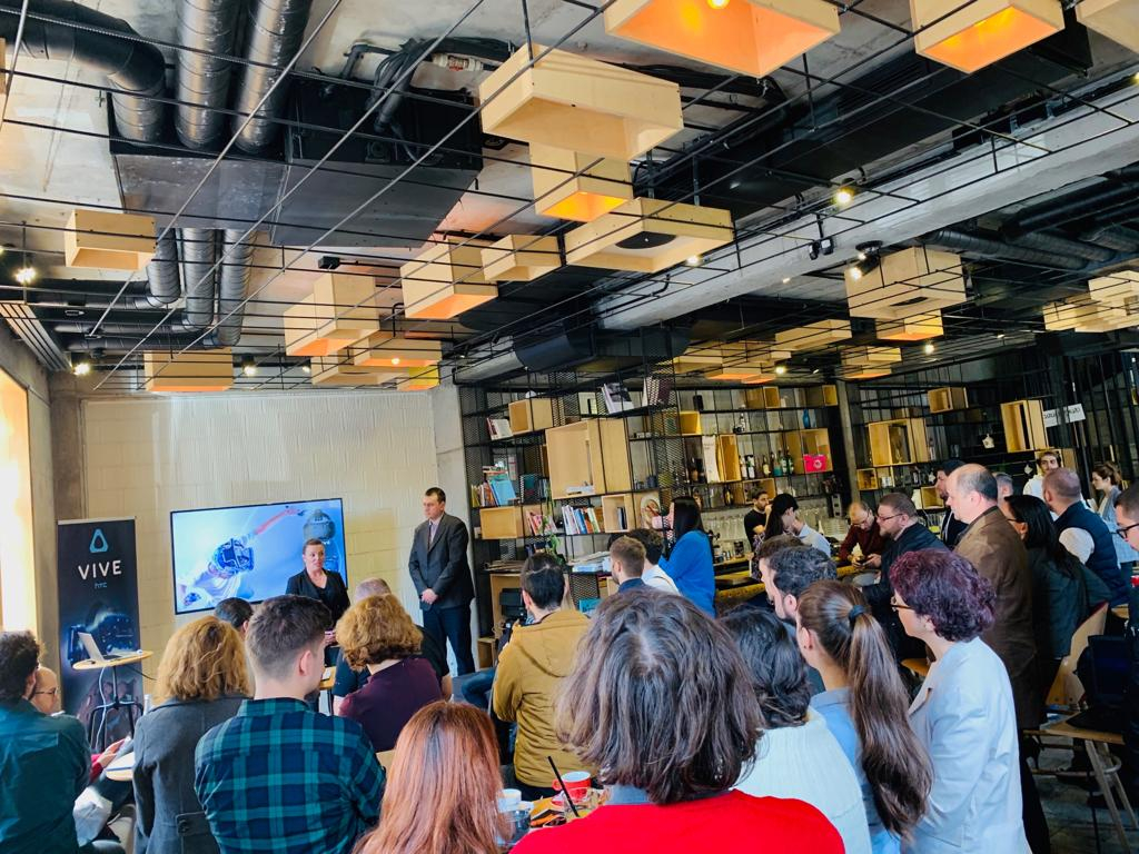 HTC Vive, disponibil oficial în România