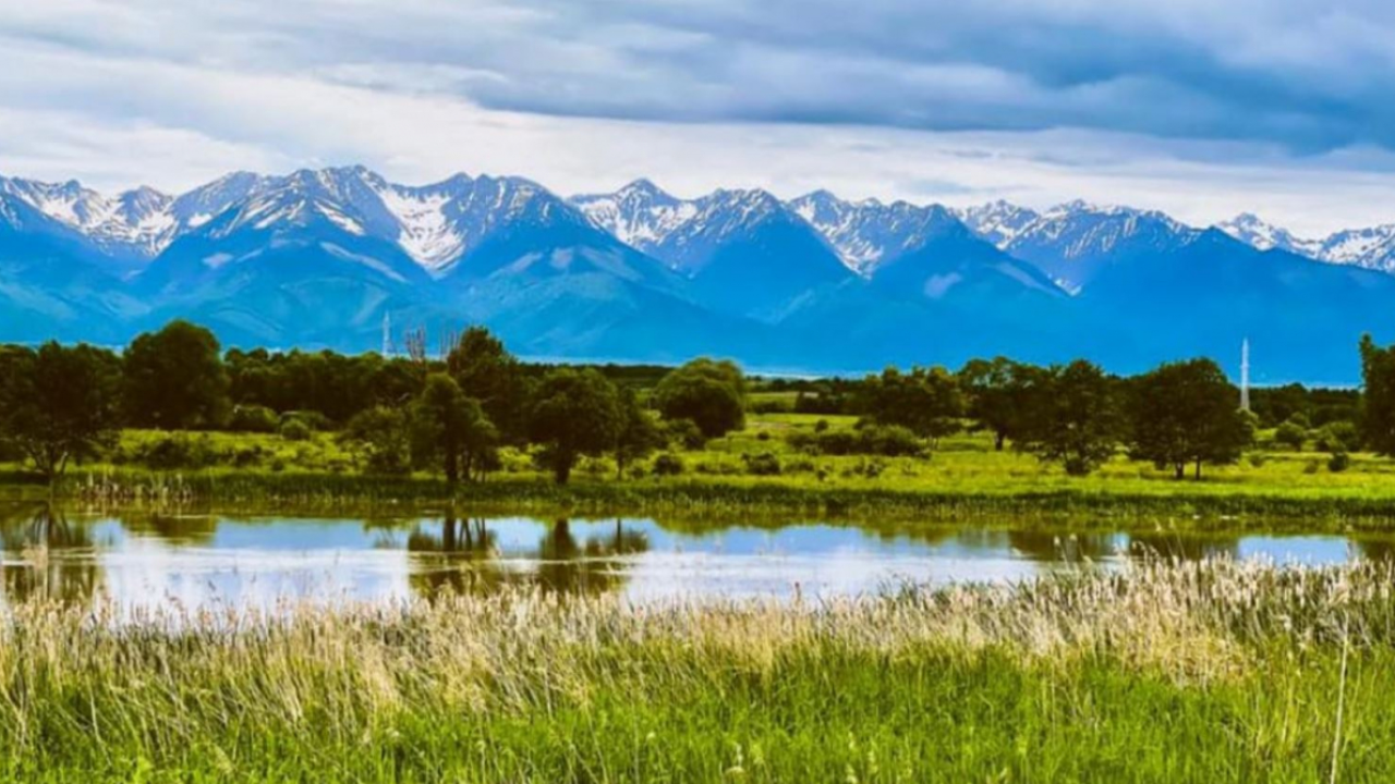 Turist în țara mea | Țara Făgărașului, locul în care munții domnesc