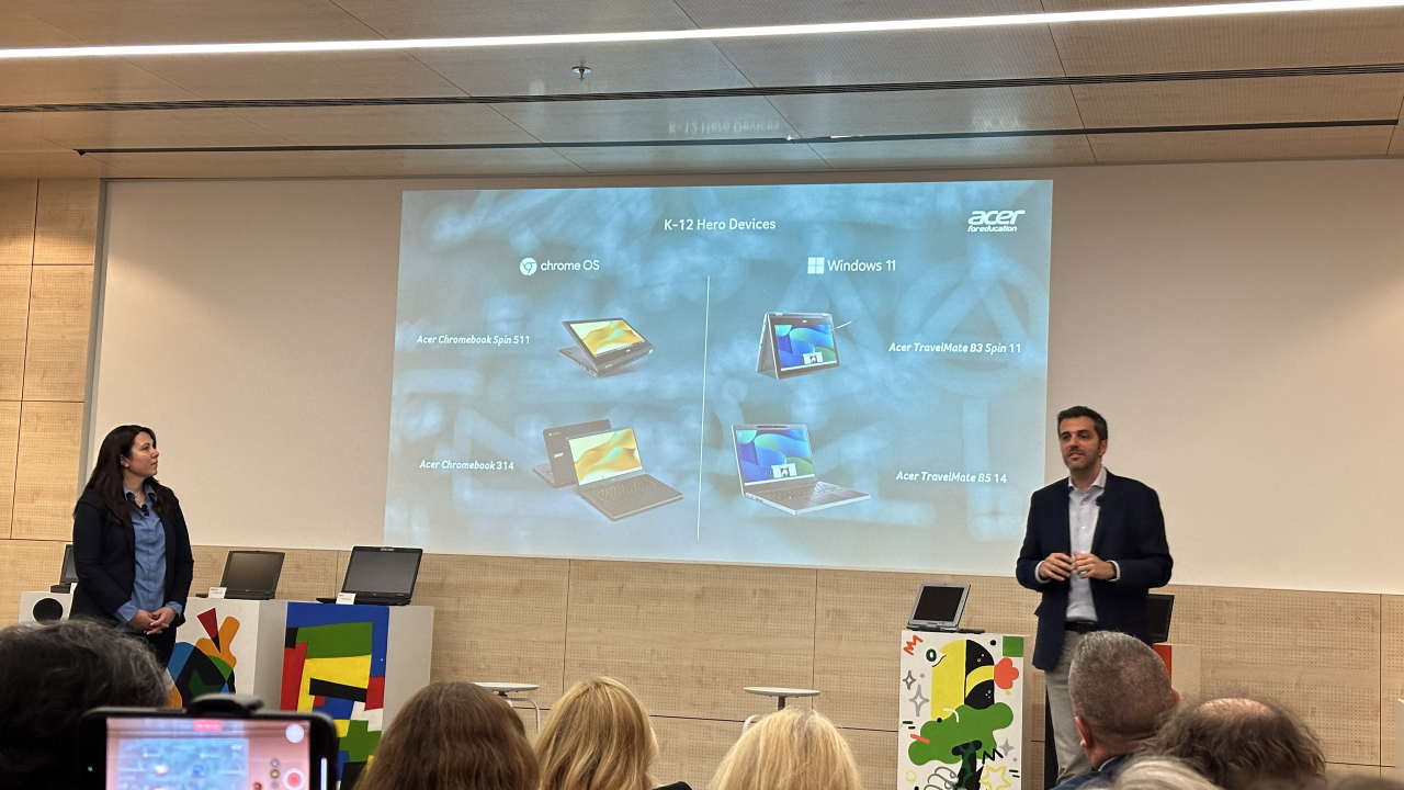 Acer dezvăluie o cameră care face imagini 3D și laptop-uri cu AI