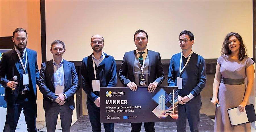 Copacul electric pentru orașe smart, câștigătorul PowerUp! în România