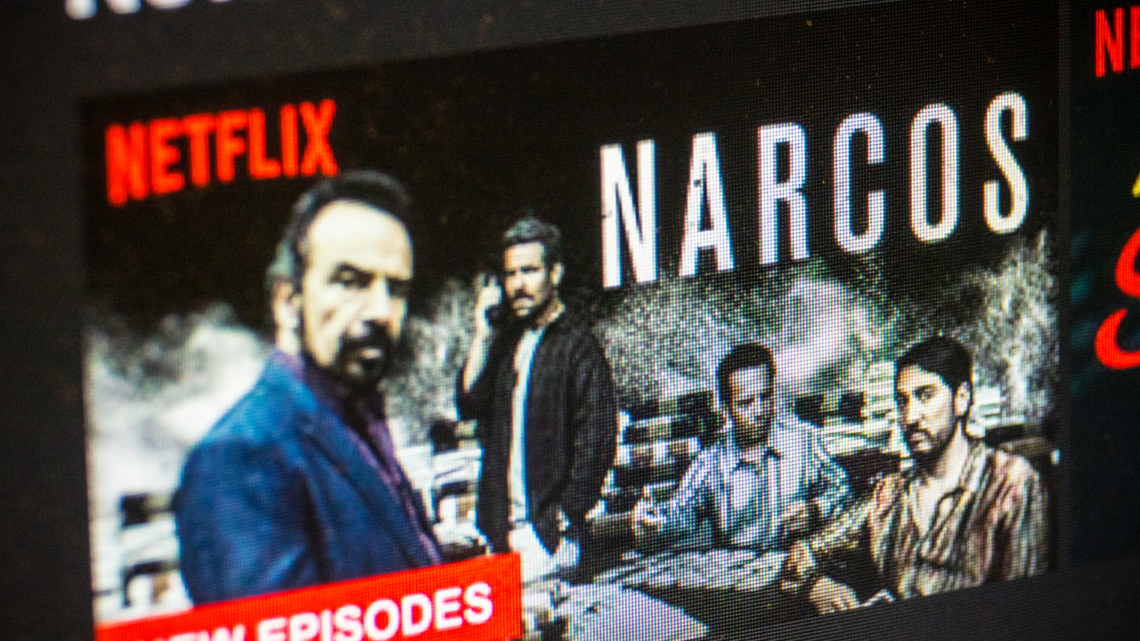 Patru seriale ca să te relaxezi toamna asta după muncă