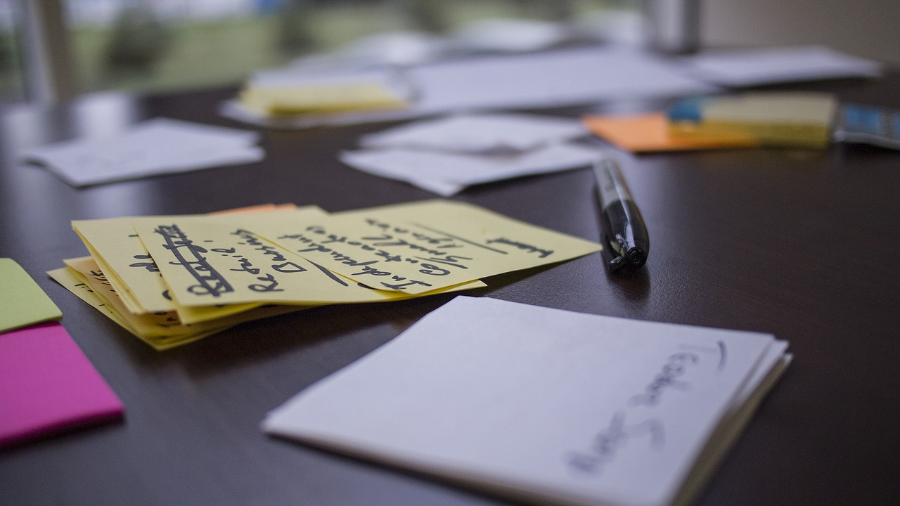 Design Thinking și Lean Startup: metodele folosite de Uber și Airbnb