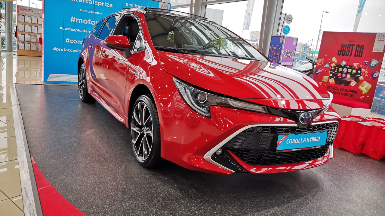 Toyota a lansat șase noi modele hybrid în România. Piața e pregătită?